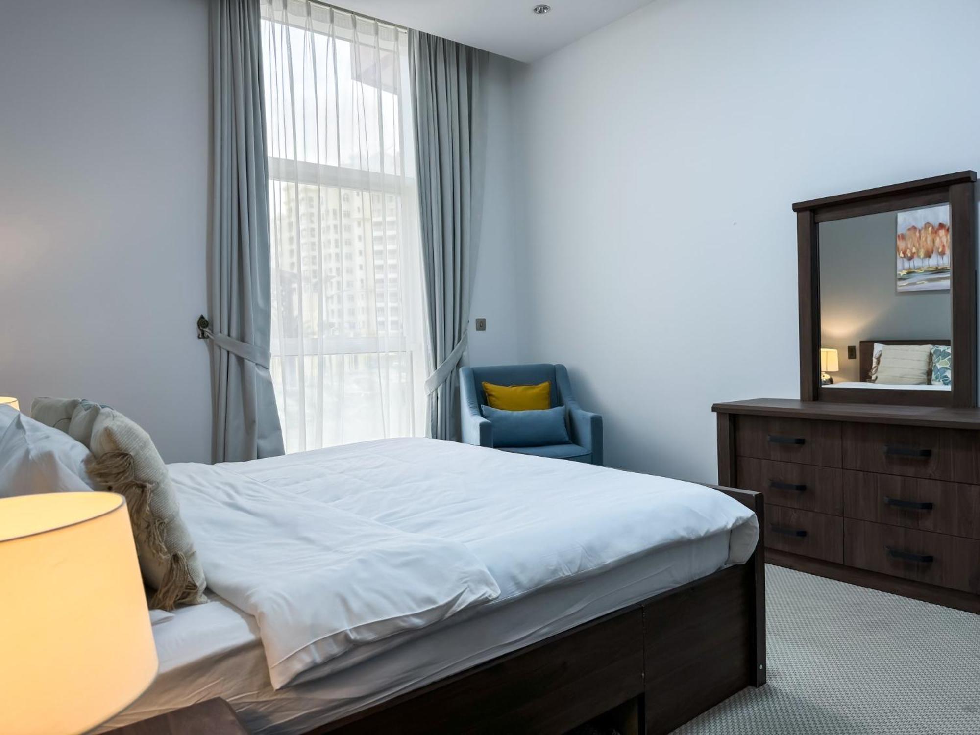 Modern Beachfront 1Br Apartment - Tiara Residence Ντουμπάι Εξωτερικό φωτογραφία